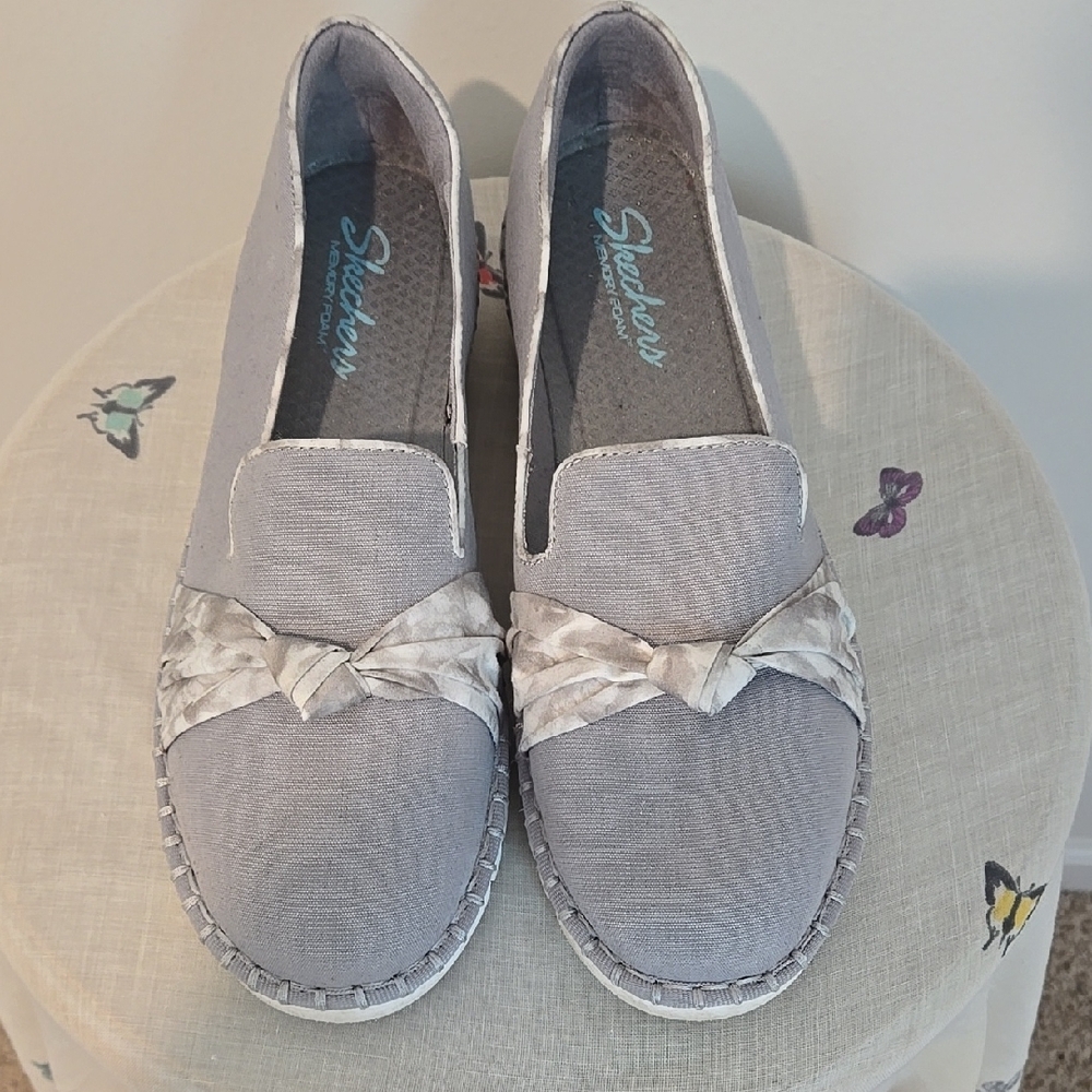 Skechers Gray Flats Comfortable Slip-On Loafers